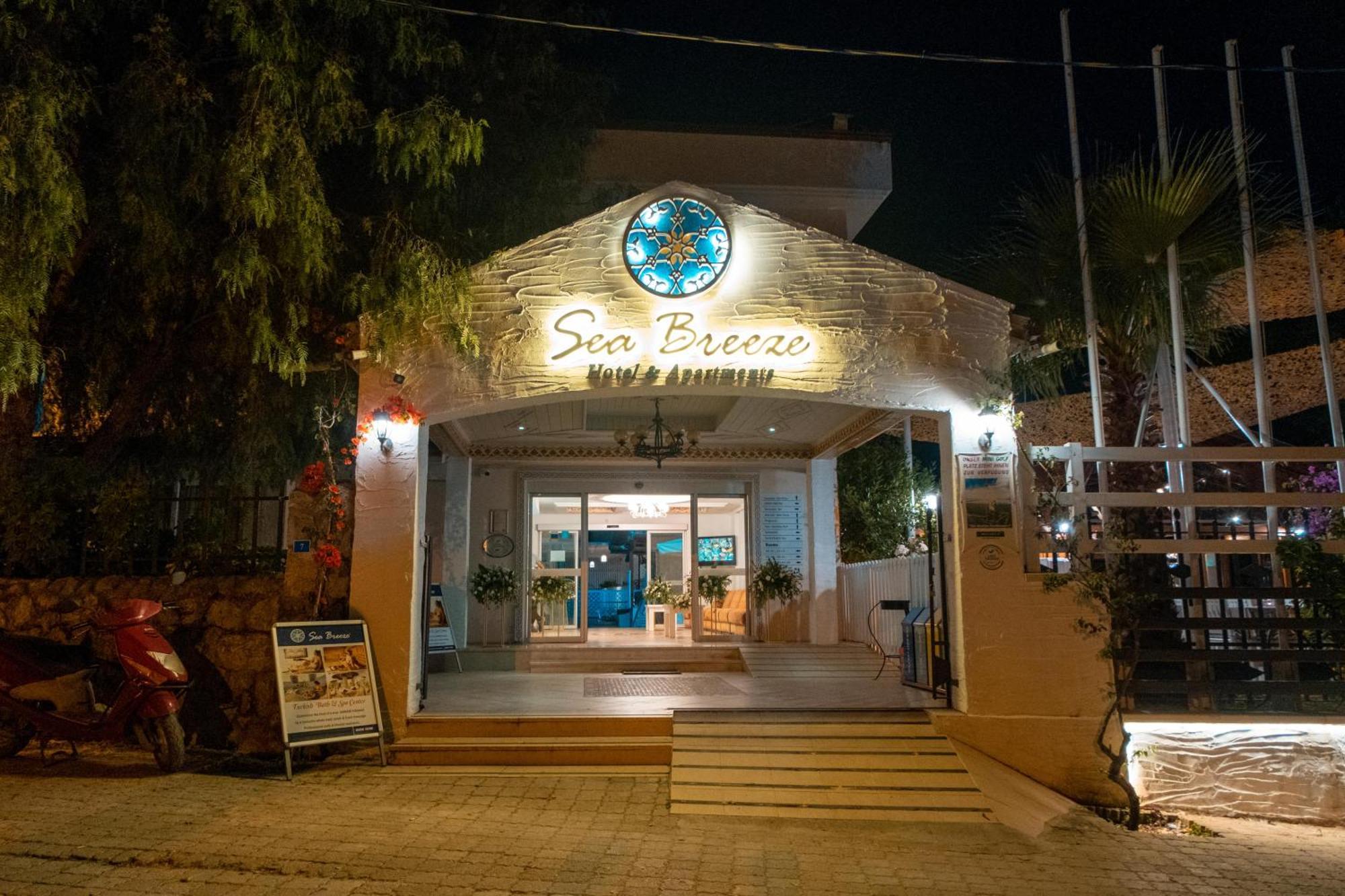Sea Breeze Hotel And Apartments โอลลุนเดนิซ ภายนอก รูปภาพ