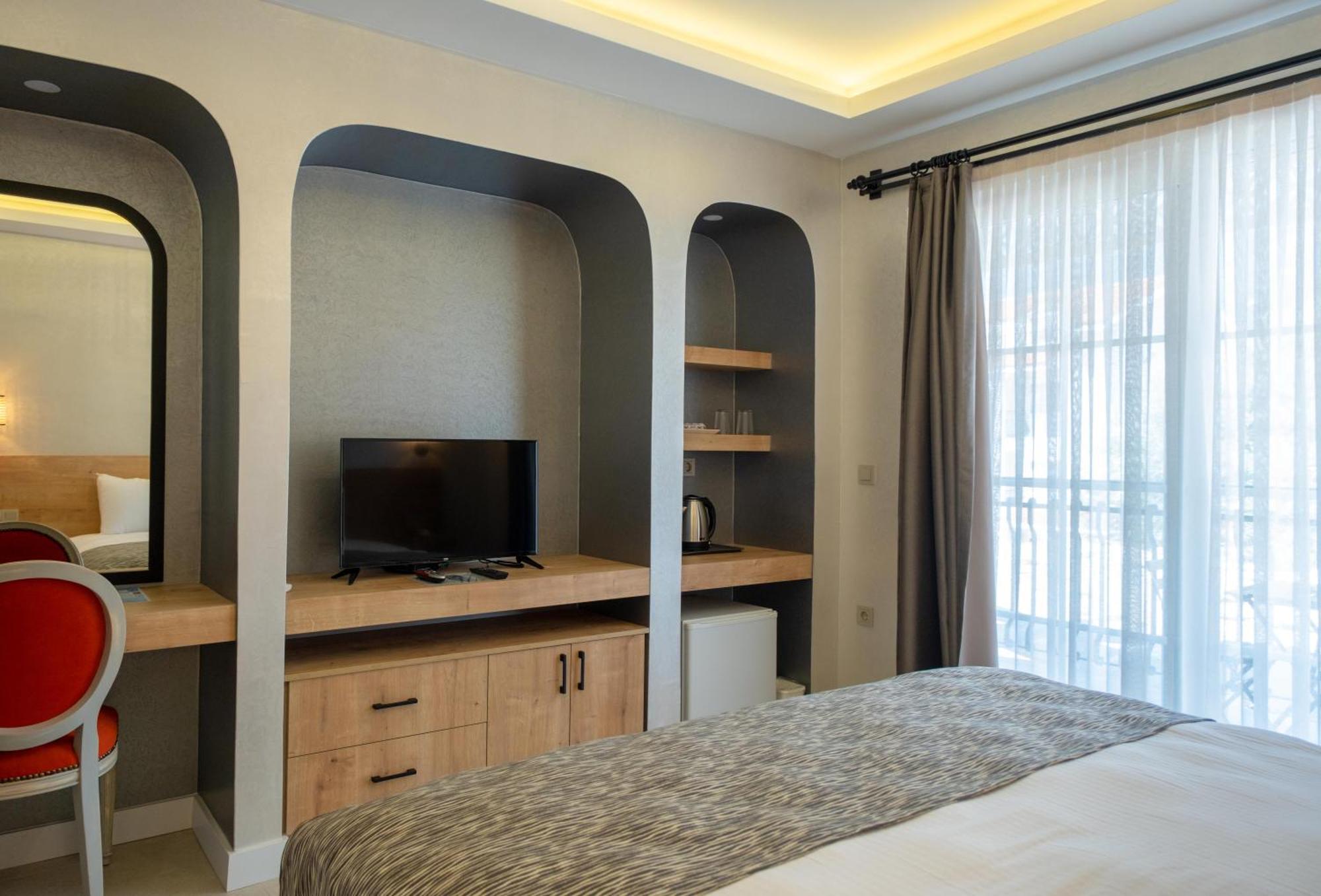 Sea Breeze Hotel And Apartments โอลลุนเดนิซ ภายนอก รูปภาพ